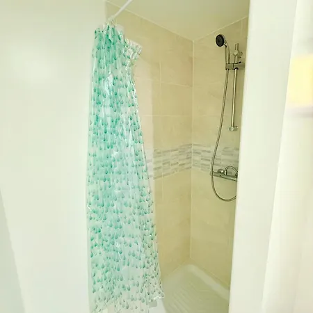 Le Sanctuaire D'emilie Lägenhet